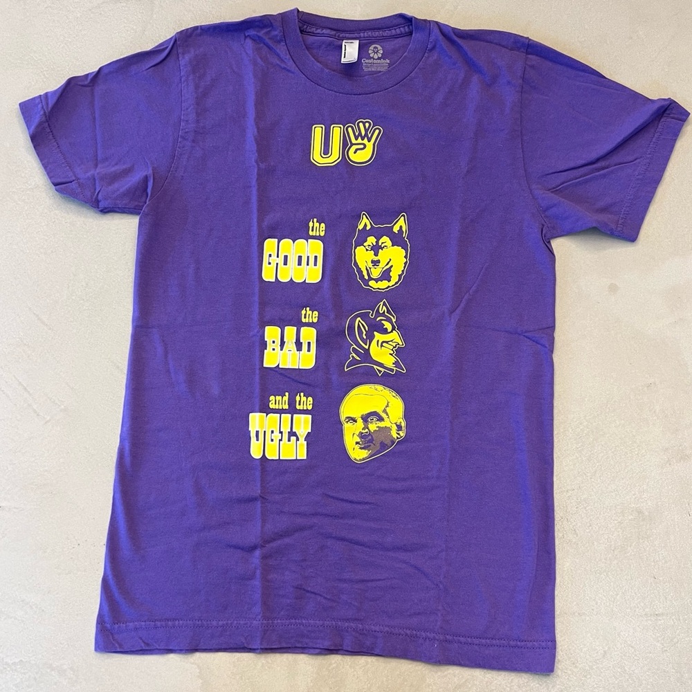 AMERICAN APPAREL UW University of Washington Huskies vs Duke Basketball t-shirt